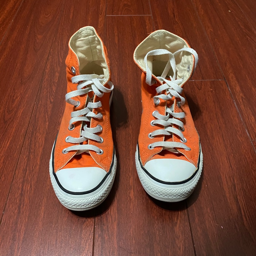 Converse Chuck Taylor All Star High Tops Orange